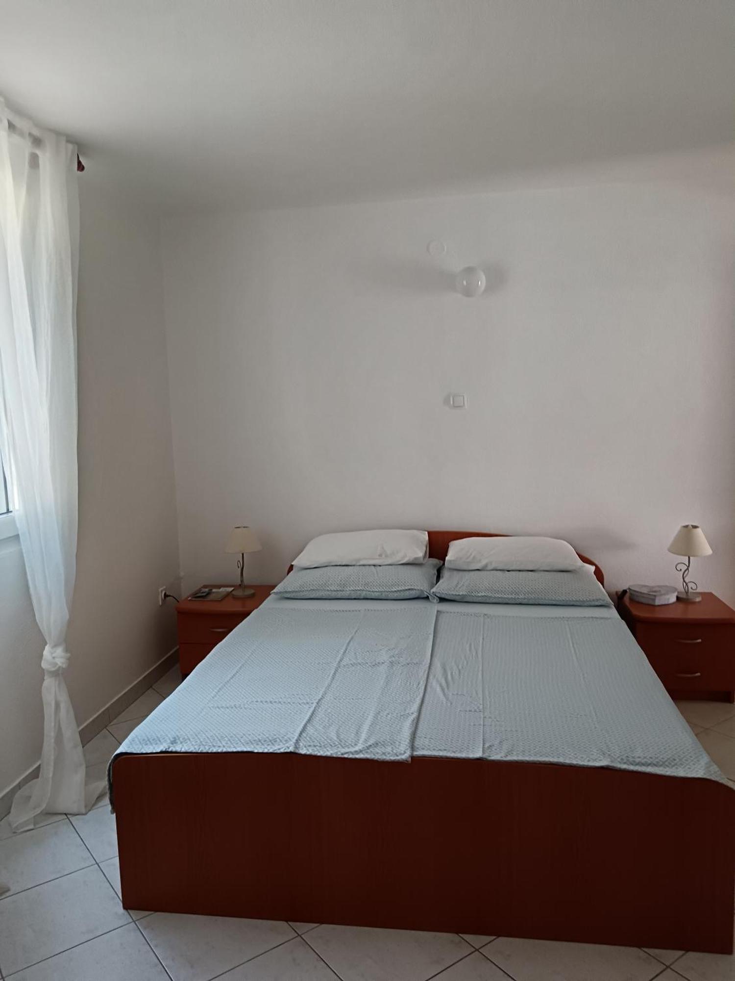 Apartmani More كومارنا المظهر الخارجي الصورة